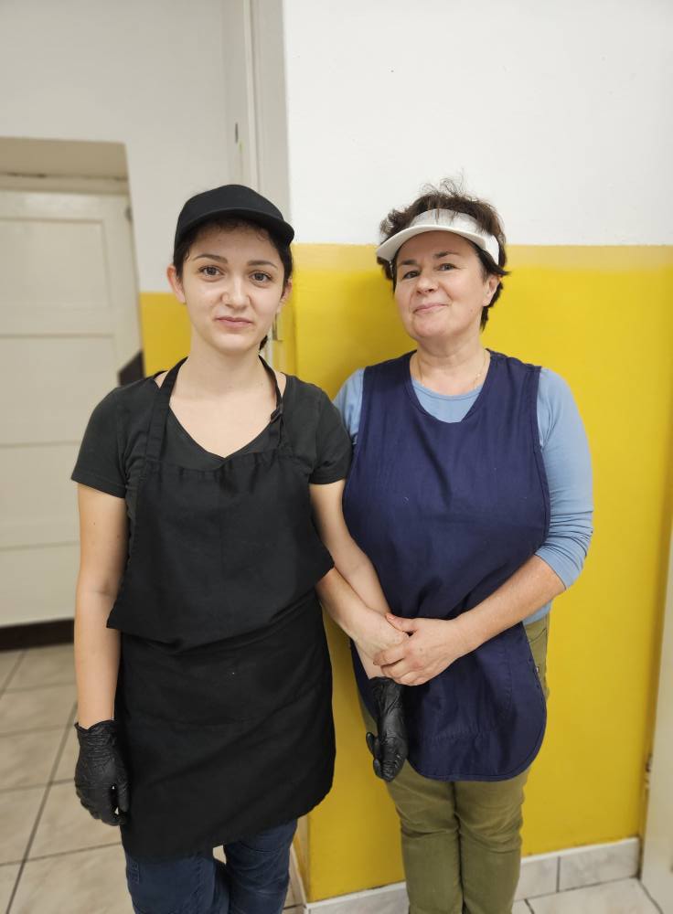 Pani Elżbieta i pani Mariola - nasz zespół gotujący